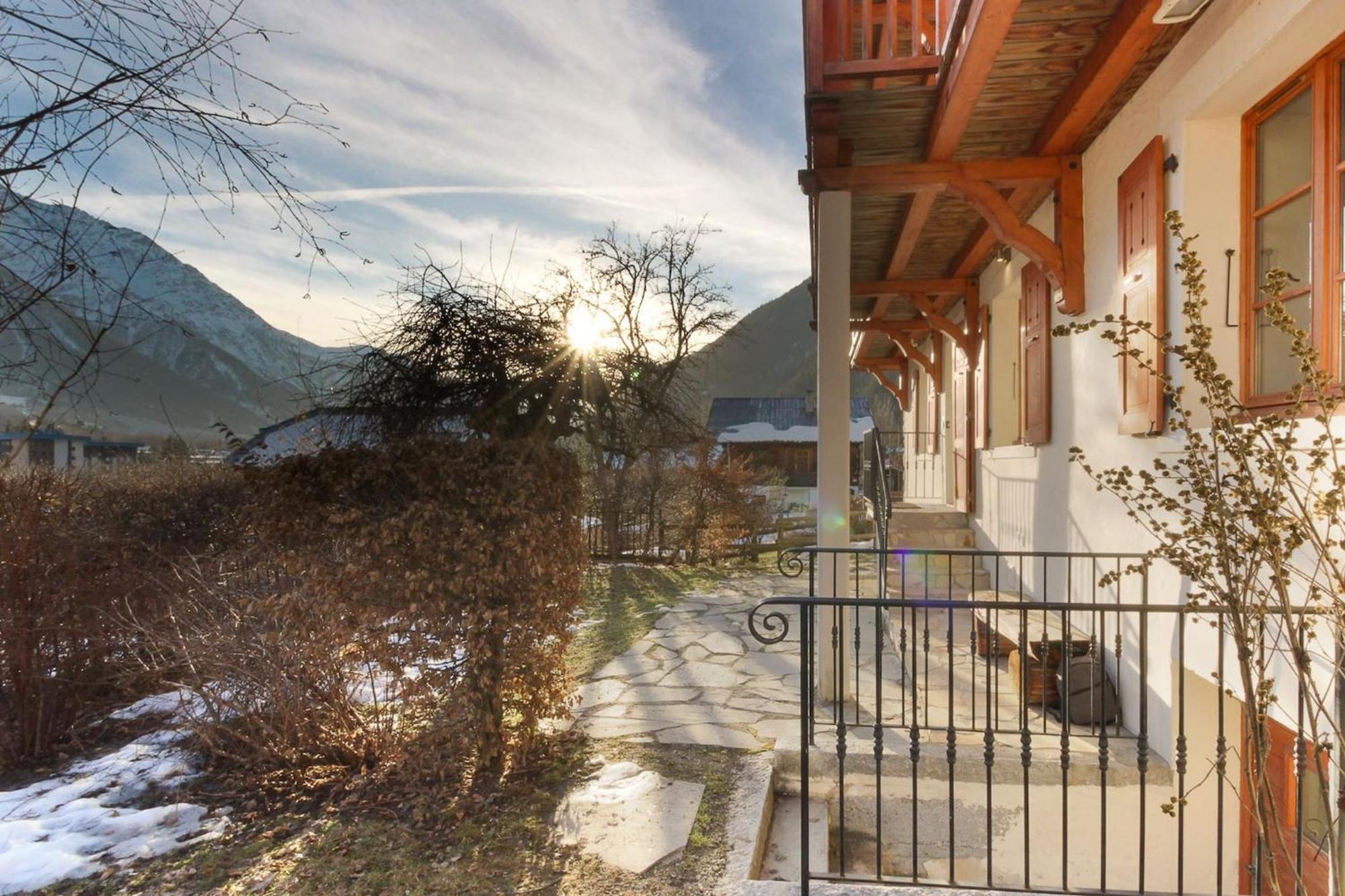 Les Alpins - Centre De Chamonix - Renove Avec Jardin Et Vue Imprenable Sur Le Montblanc Apartment ภายนอก รูปภาพ
